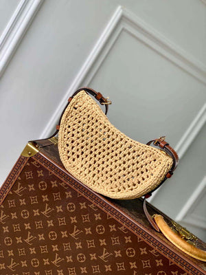 LV M24811 Louis Vuitton Croissant MM Handbag Natural/Tan - Default Title - View 4