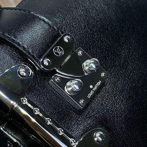 LV M25445 Louis Vuitton Slim Trunk Bag Black - Default Title - View 5