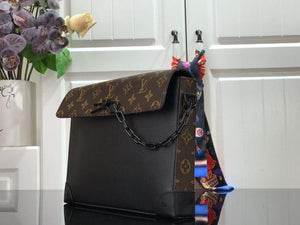 LV M30583 Louis Vuitton Pochette Voyage Steamer Bag Black - luxibagsmall
