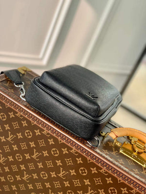 LV M30859 Louis Vuitton Avenue Sling Bag Black - Default Title - View 4