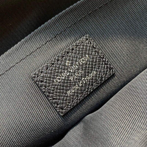 LV M33435 Louis Vuitton Outdoor Messenger PM Bag Black - Default Title - View 7
