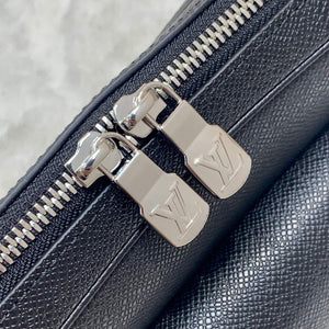 LV M33435 Louis Vuitton Outdoor Messenger PM Bag Black - Default Title - View 8