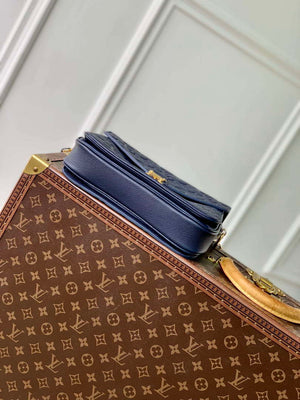 LV M41487 Louis Vuitton Pochette M¨¦tis Handbag Dark Blue - Default Title - View 4