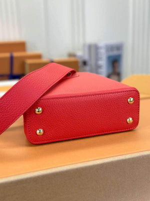 LV M43935 Louis Vuitton Capucines Mini Handbag Taurillon Red - Default Title - View 7