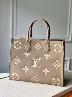 LV M45494 Louis Vuitton ONTHEGO MM Bag M45495 Cream and Beige - luxibagsmall