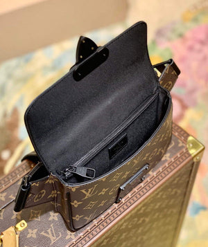 LV M45807 Louis Vuitton S Lock Sling Bag Black - Default Title - View 8