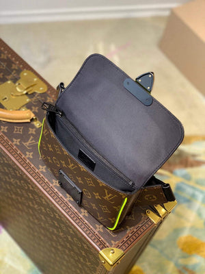LV M45864 Louis Vuitton S Lock Sling Bag Jaune Fluo - Default Title - View 7