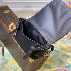 LV M45971 Louis Vuitton Besace Tokyo Bag - Default Title - View 8