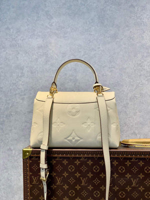 LV M46041 Louis Vuitton Madeleine MM Handbag Cr¨¨me Beige - Default Title - View 3