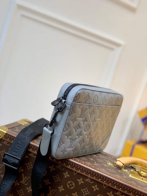 LV M46104 Louis Vuitton Duo Messenger - Default Title - View 3