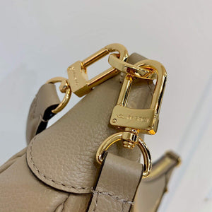 LV M46112 Louis Vuitton Bagatelle Mini Hobo Handbag - Default Title - View 5
