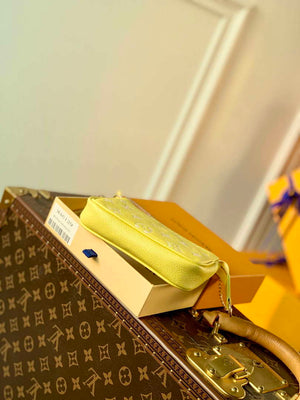 LV M46129 Louis Vuitton Mini Pochette Accessoires - Default Title - View 4