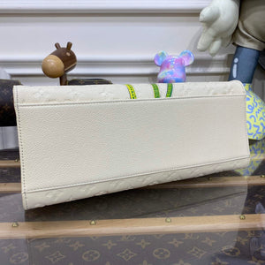 LV M46416 Louis Vuitton LV x YK OnTheGo MM Bag White - Default Title - View 4
