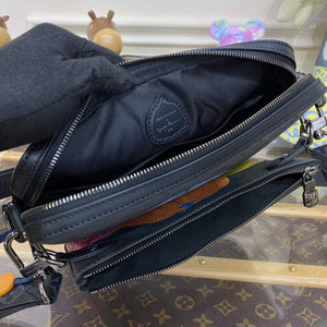 LV M46435 Louis Vuitton LV x YK Trio Messenger - Default Title - View 9