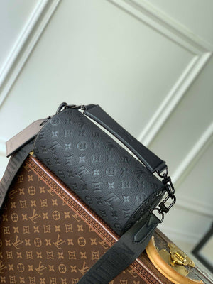 LV M46796 Louis Vuitton Soft Polochon PM Monogram Black - Default Title - View 2