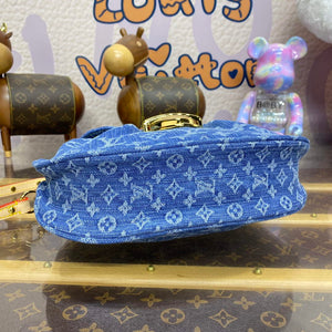 LV M46829 Louis Vuitton Sunset Monogram Denim Handbag Blue - Default Title - View 4