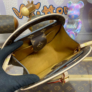 LV M47117 Louis Vuitton Around Me PM Bag - Default Title - View 9