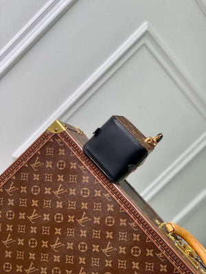 LV M47124 Louis Vuitton Dice Bag Monogram canvas - Default Title - View 5