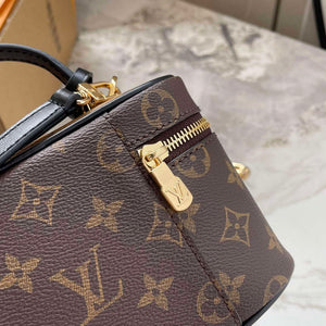 LV M47125 Louis Vuitton Vanity Chain Pouch - Default Title - View 7