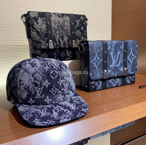 LV M57282 Louis Vuitton Trunk Messenger Monogram Tapestry Bag - Voguebags