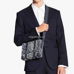 LV M57282 Louis Vuitton Trunk Messenger Monogram Tapestry Bag - Voguebags