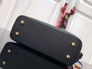 LV M57671 Louis Vuitton Capucines MM Handbag Black - Default Title - View 10