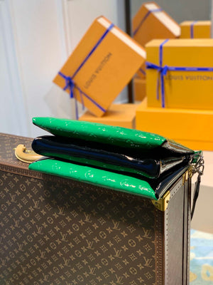 LV M57783 Louis Vuitton Coussin MM Embossed puffy Green Patent Leather - Default Title - View 3