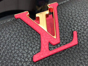 LV M59882 Louis Vuitton Capucines MM Handbag Black - Default Title - View 5