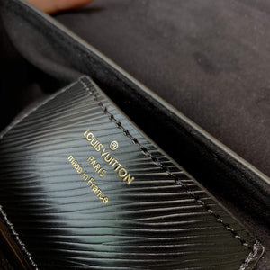 LV M59887 Louis Vuitton Twist MM EPI Leather Bag Black - Default Title - View 9