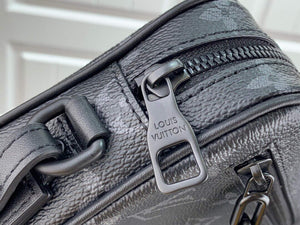 LV M68321 Louis Vuitton Pochette Volga Bag Black - Default Title - View 7