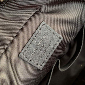 LV M68589 Louis Vuitton Trousse Toilette GM Bag Black - Default Title - View 8