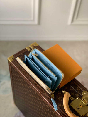 LV M69794 Louis Vuitton Zippy Wallet Blue - Default Title - View 8