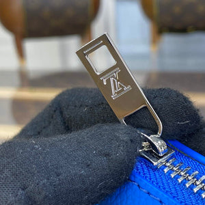 LV M69837 Louis Vuitton Takeoff Pouch Bag Dop blue - Default Title - View 7