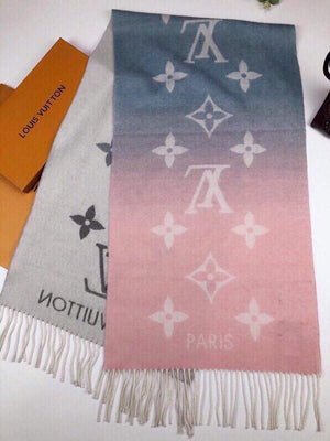 LV M70868 Louis Vuitton Reykjavik Gradient Scarf L60172 - Default Title - View 7