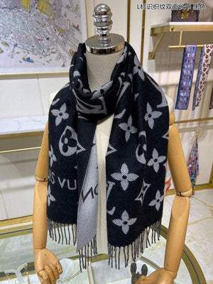 LV M71040 Louis Vuitton Reykjavik Scarf L60130 - Default Title - View 1