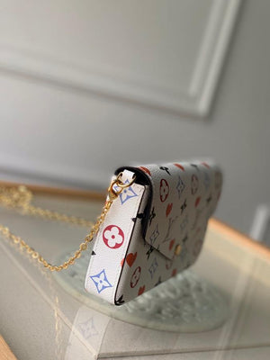 LV M80232 Louis Vuitton M69977 Game on Felicie Pochette Bag White - Voguebags