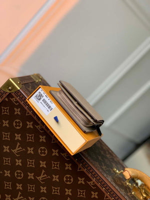 LV M80817 Louis Vuitton Cl¨¦a Wallet Mahina Galet - Default Title - View 3