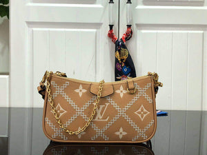 LV M81137 Louis Vuitton Easy Pouch ON Strap Bag - Default Title - View 1