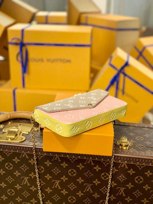 LV M81359 Louis Vuitton Felicie Pochette Bag Pink - Default Title - View 4