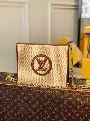 LV M81366 Louis Vuitton Toiletry Pouch On Chain Brown - Default Title - View 1