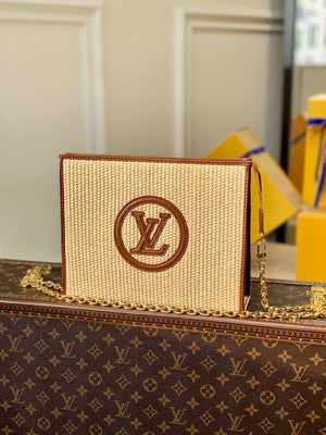 LV M81366 Louis Vuitton Toiletry Pouch on chain Tan - Default Title - View 1