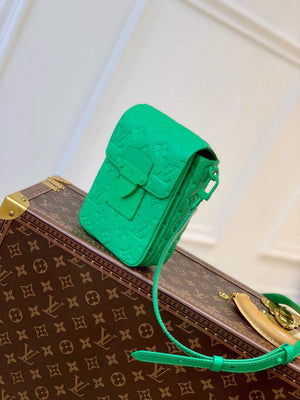 LV M81525 Louis Vuitton S-LOCK Vertical Wearable Wallet Minty Green - Default Title - View 3