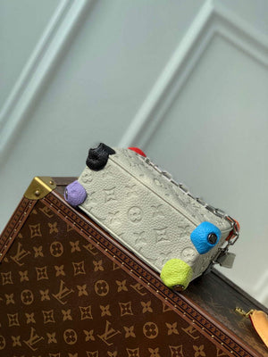 LV M81606 Louis Vuitton Mini Soft Trunk Chalk - Default Title - View 4