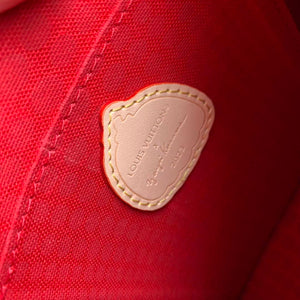 LV M81867 Louis Vuitton LV X YK PETIT Sac Plat Tote Bag - Default Title - View 8