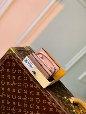 LV M82758 Louis Vuitton Cl¨¦a Wallet Mahina Pink - Default Title - View 6