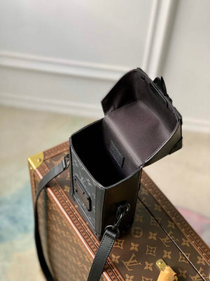 LV M82077 Louis Vuitton Vertical Trunk Wearable Wallet Black Flowers - Default Title - View 6