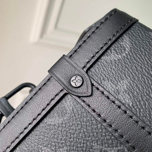 LV M82077 Louis Vuitton Vertical Trunk Wearable Wallet Black Flowers - Default Title - View 7