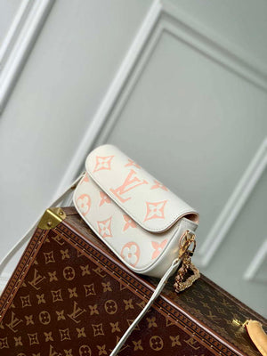 LV M82211 Louis Vuitton Wallet On Chain Ivy Bag Off-white/pink - Default Title - View 3