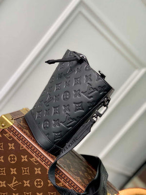 LV M82248 Louis Vuitton Noe Sling Bag Black - Default Title - View 4