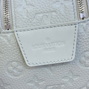 LV M82576 Louis Vuitton Dopp Kit Bag Off-white - Default Title - View 6